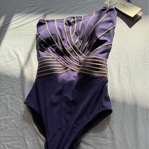 Gottex women’s Purple one piece Swimsuit with Gold Accents nwt